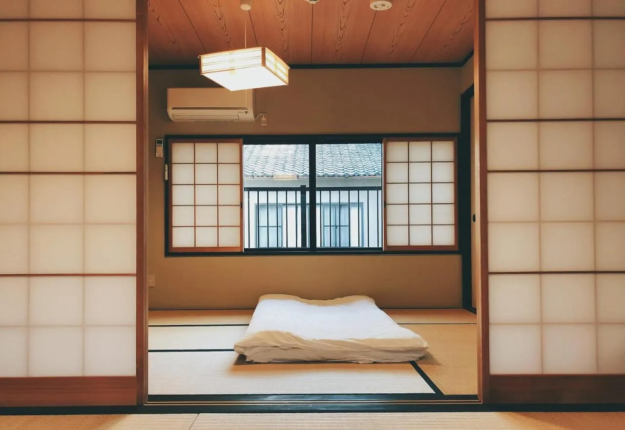 Kyoto Nijo Guest House Hoshiike Villa 0*,  Japan
