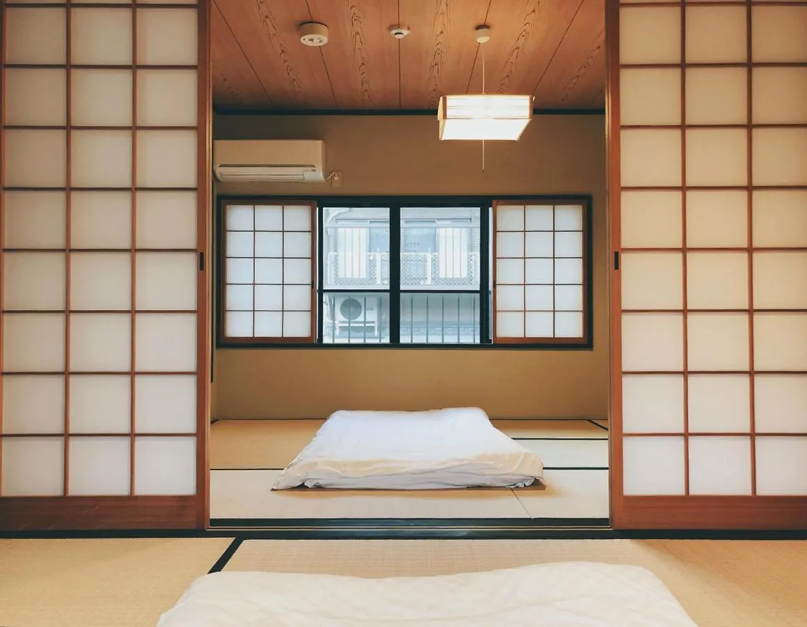 Kyoto Nijo Guest House Hoshiike Villa